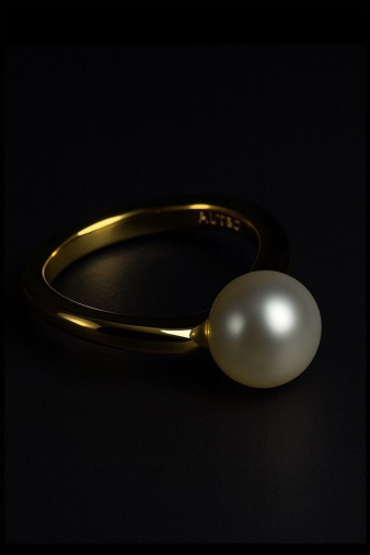 Minimalist ασημένιο δαχτυλίδι 925 White Aura Ring με λευκή λεπτομέρεια και κομψό σχέδιο