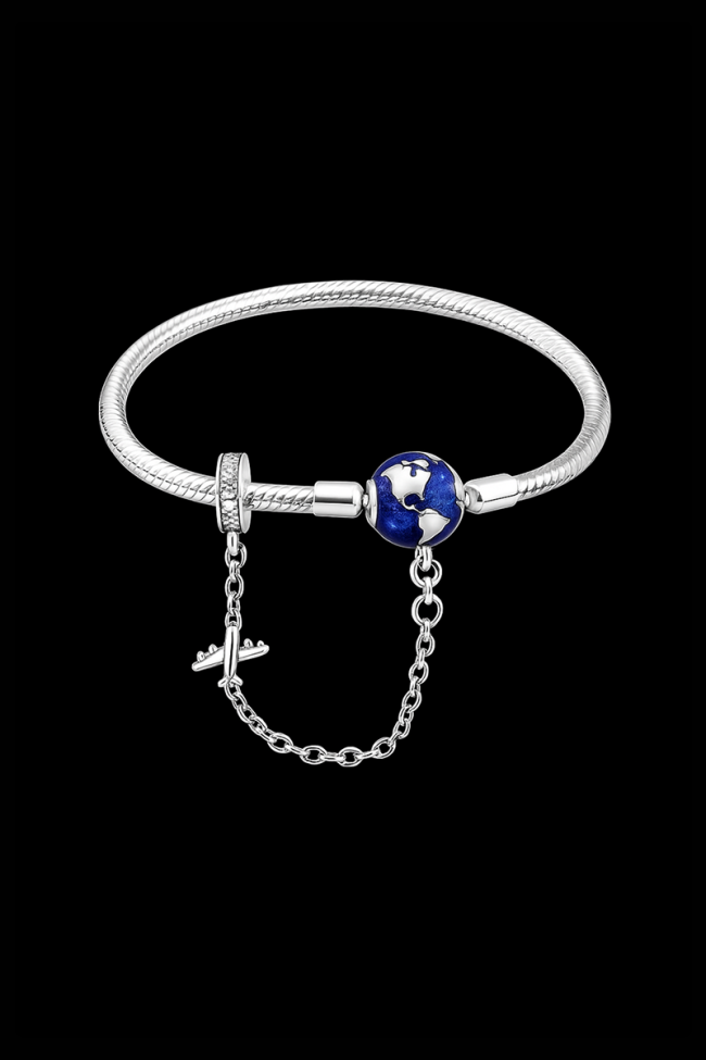 Γυναικείο ασημένιο βραχιόλι 925 Silver Travel Spirit Bracelet με κρεμαστά στοιχεία εμπνευσμένα από το ταξίδι, όπως υδρόγειο και πυξίδα